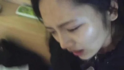 真实偷情大四学姐衣服都来不解脱就要爱爱