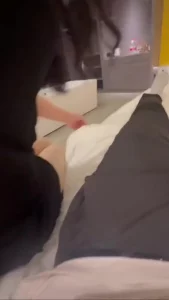 约草少妇到酒店精彩的对白少妇好像很喜欢这样的感觉