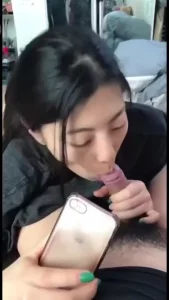 露脸很骚的小女友母狗，各种爆操